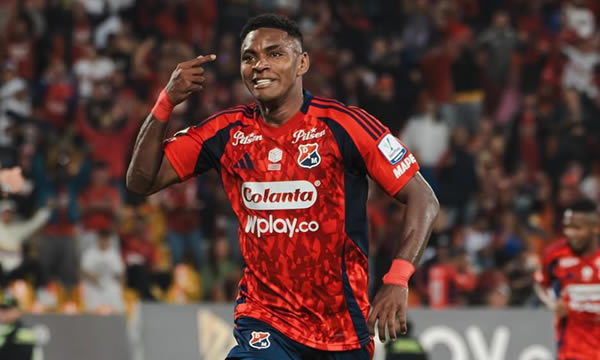 Brayan León Muñiz - Mamelodi Sundowns football player